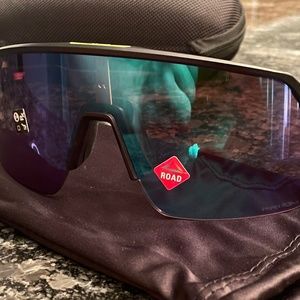 Oakley Sutro Lite
